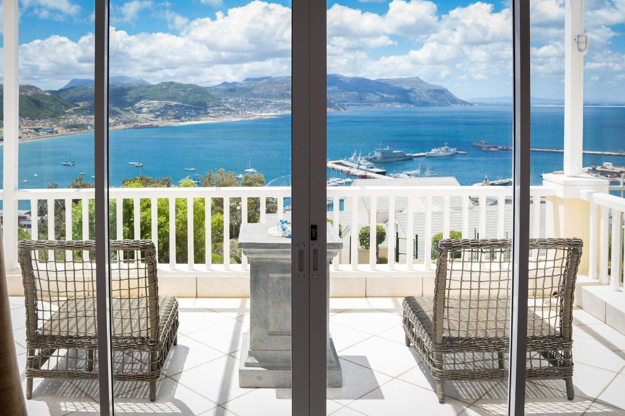 Penguin Palace Simonʼs Town エクステリア 写真