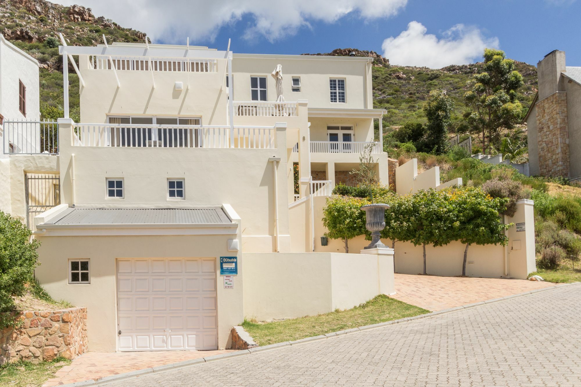 Penguin Palace Simonʼs Town エクステリア 写真